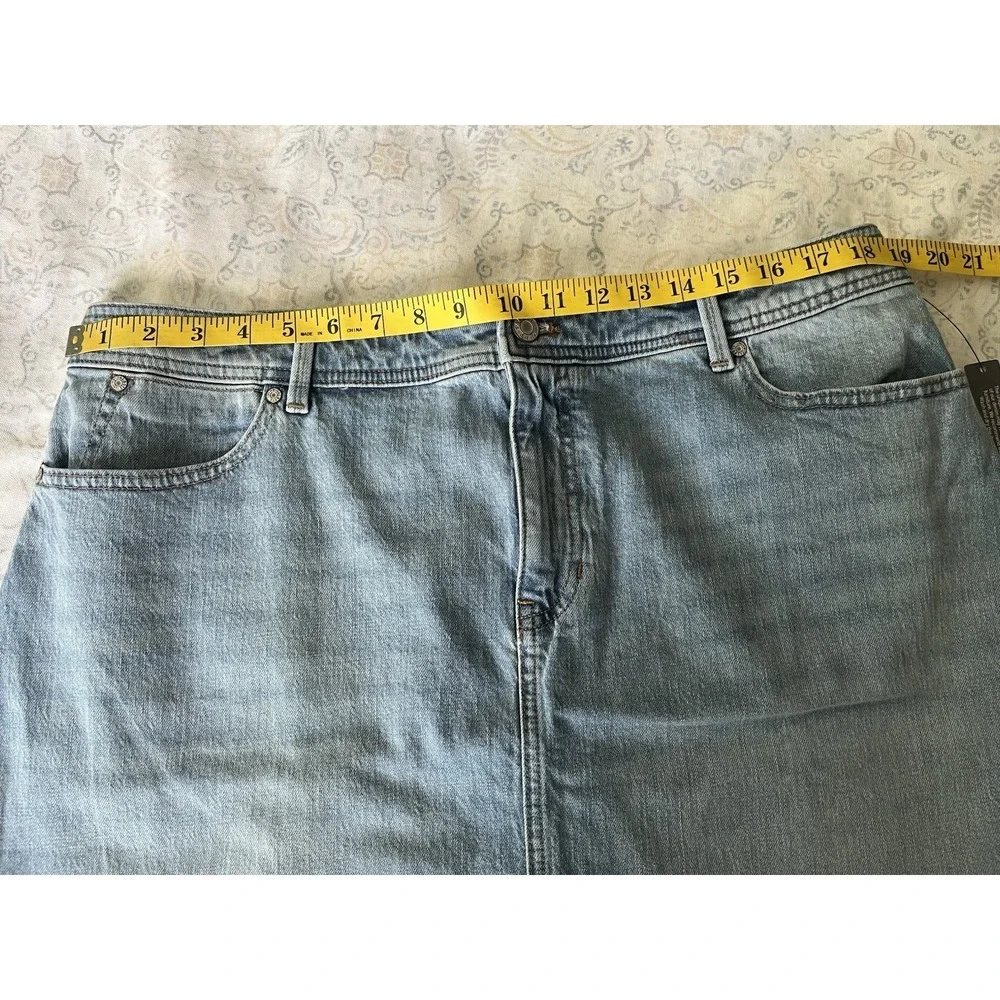 Talbots Women's Drop Hem Denim Midi Skirt Light Blue‎ Wash Size 16 NWT